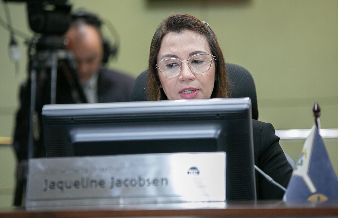 Conselheira interina, Jaqueline Jacobsen
