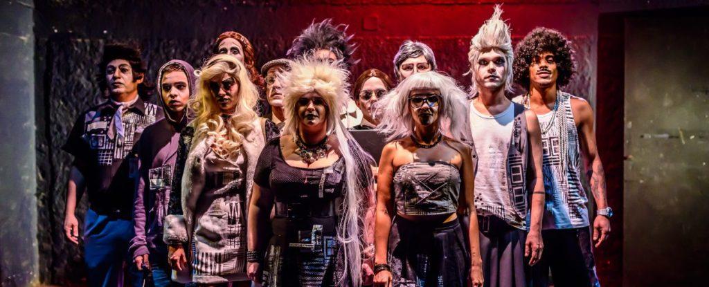 Pessoas Brutas ? Cia de Teatro Os Satyros