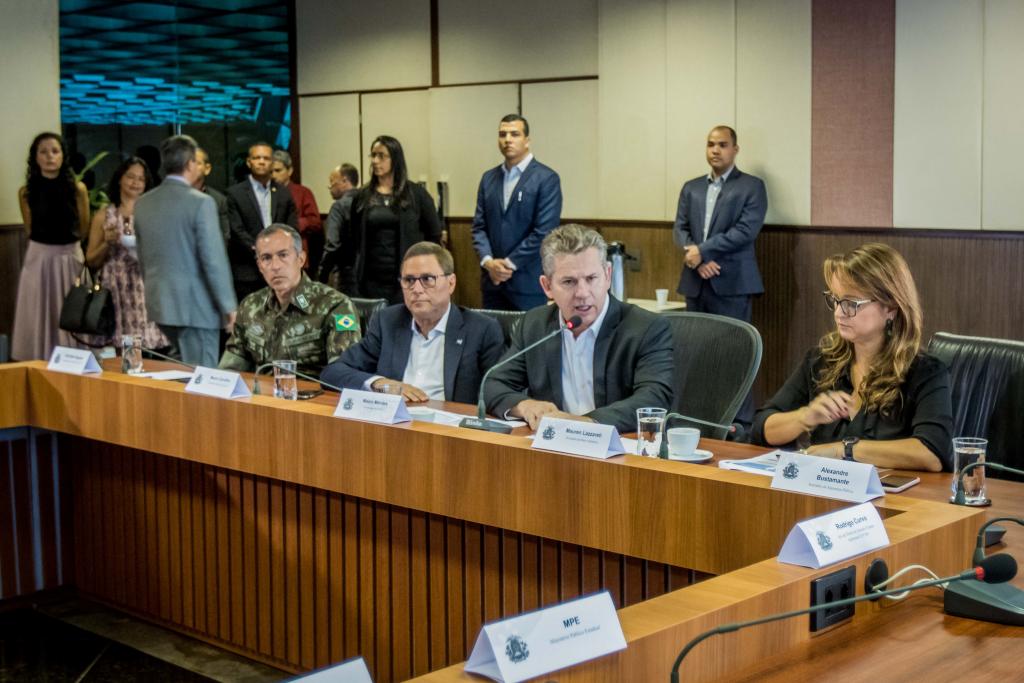 O governador Mauro Mendes, durante o lan&ccedil;amento do Plano de A&ccedil;&atilde;o 