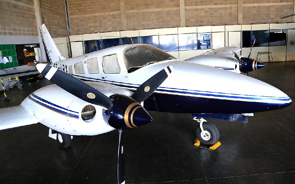 Avi&atilde;o Silval