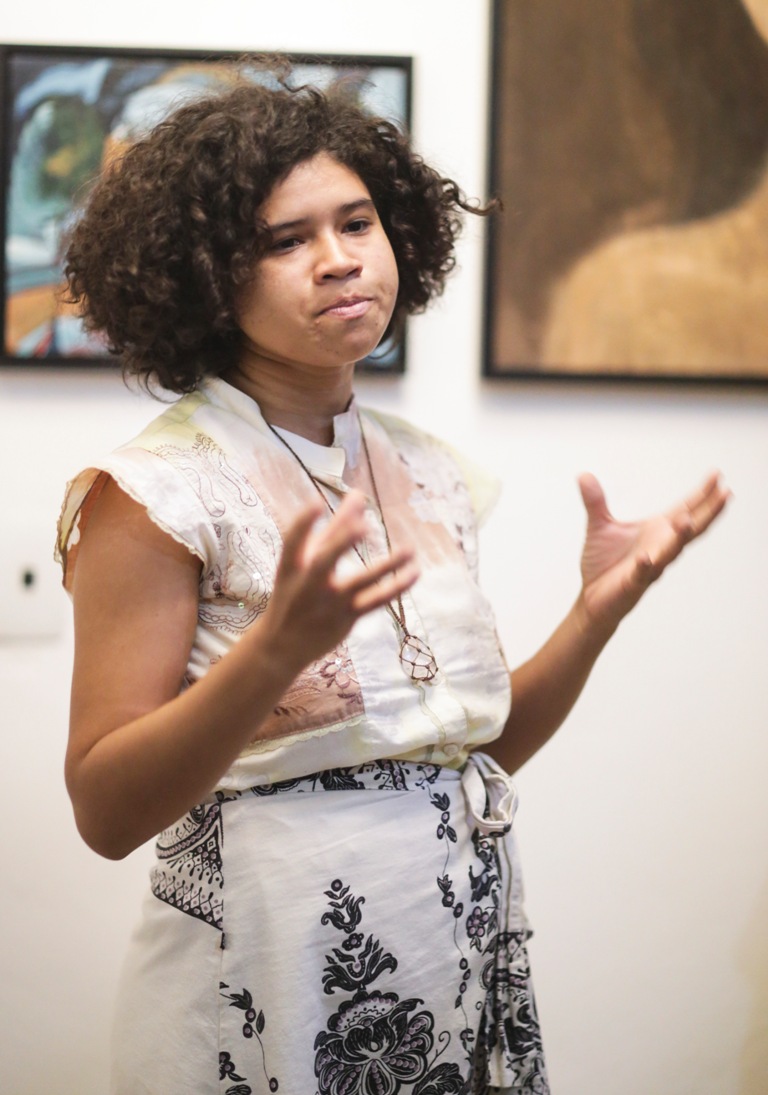 Edilaine vai ocupar o clube feminino.jpg