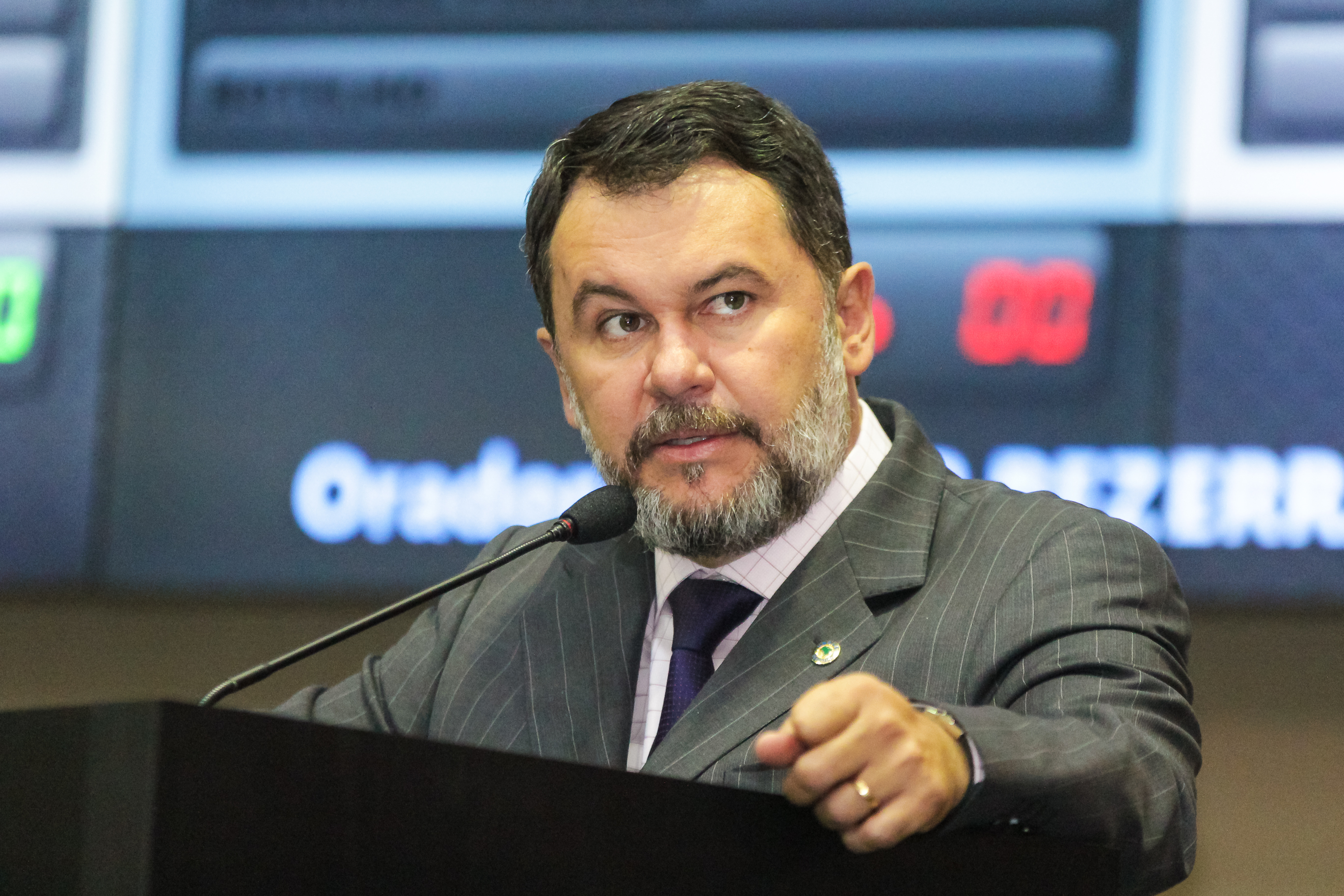 Oscar Bezerra