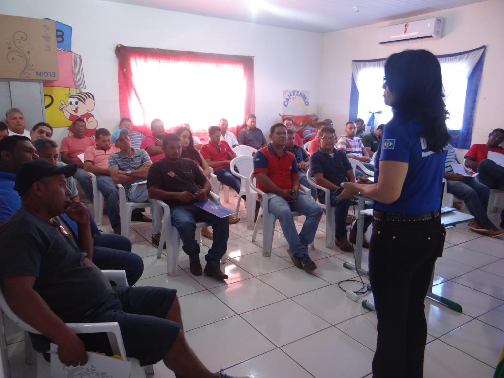Detran ministra curso de Dire&ccedil;&atilde;o Defensiva em Santo Ant&ocirc;nio do Leverger.