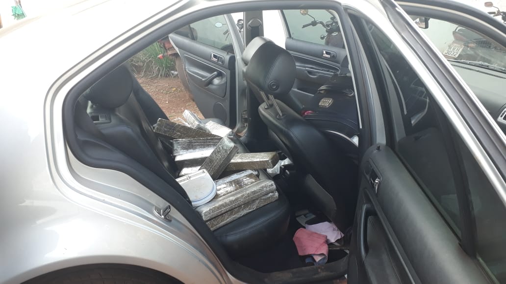 porto alegre do norte carro com droga