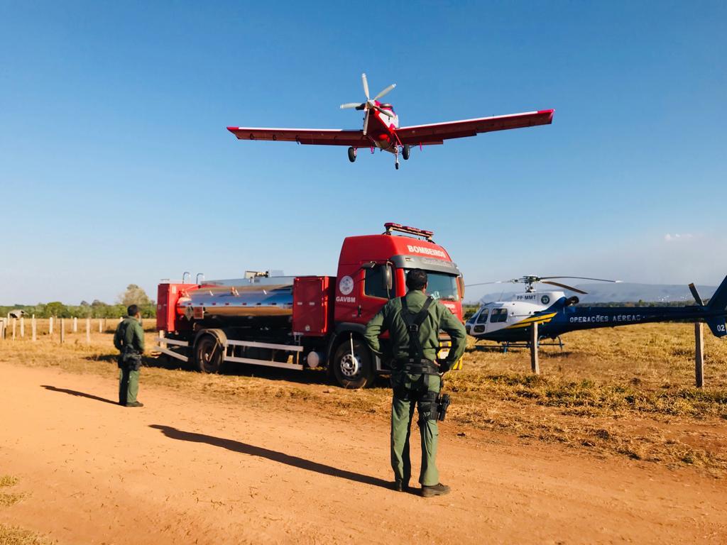 O Grupo de Avia&ccedil;&atilde;o Bombeiro Militar atua no combate a&eacute;reo aos inc&ecirc;ndios e orienta as equipes em terra 