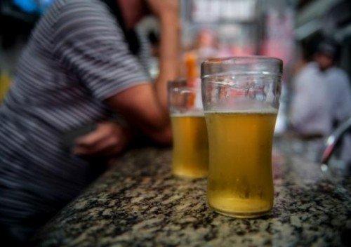 Consumo de bebidas alcoolicas na adolesc&ecirc;ncia
