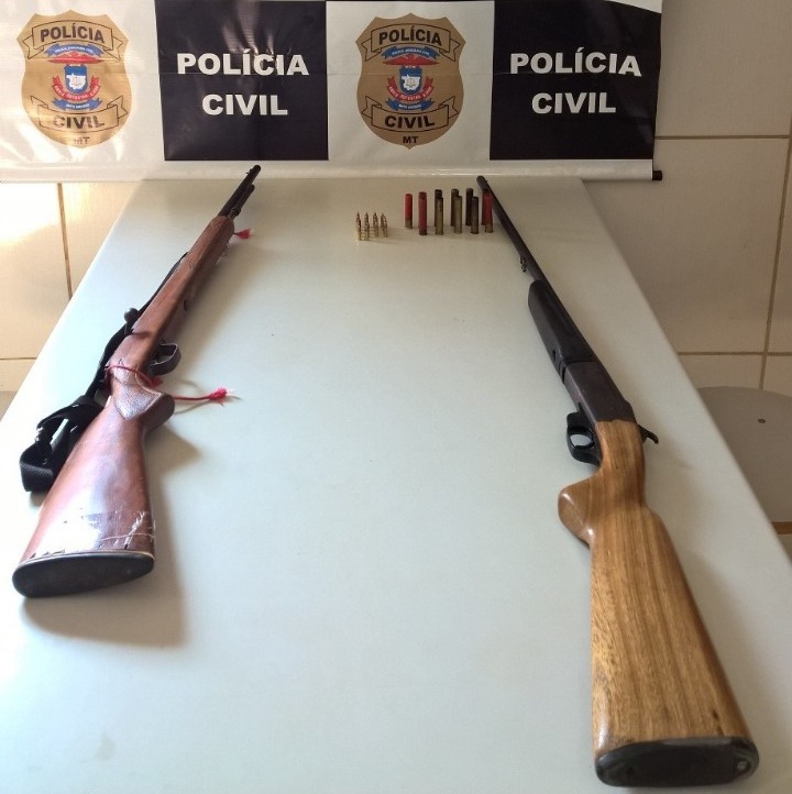 Armas e muni&ccedil;&otilde;es apreendidas em Vila Bela