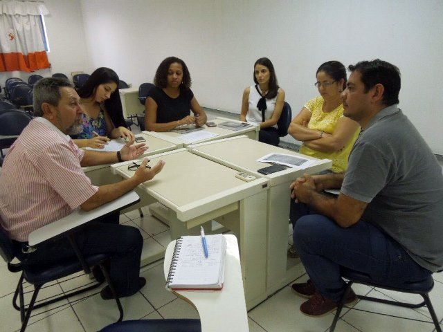 Administra&ccedil;&atilde;o busca solu&ccedil;&otilde;es para o Saneamento B&aacute;sico do munic&iacute;pio