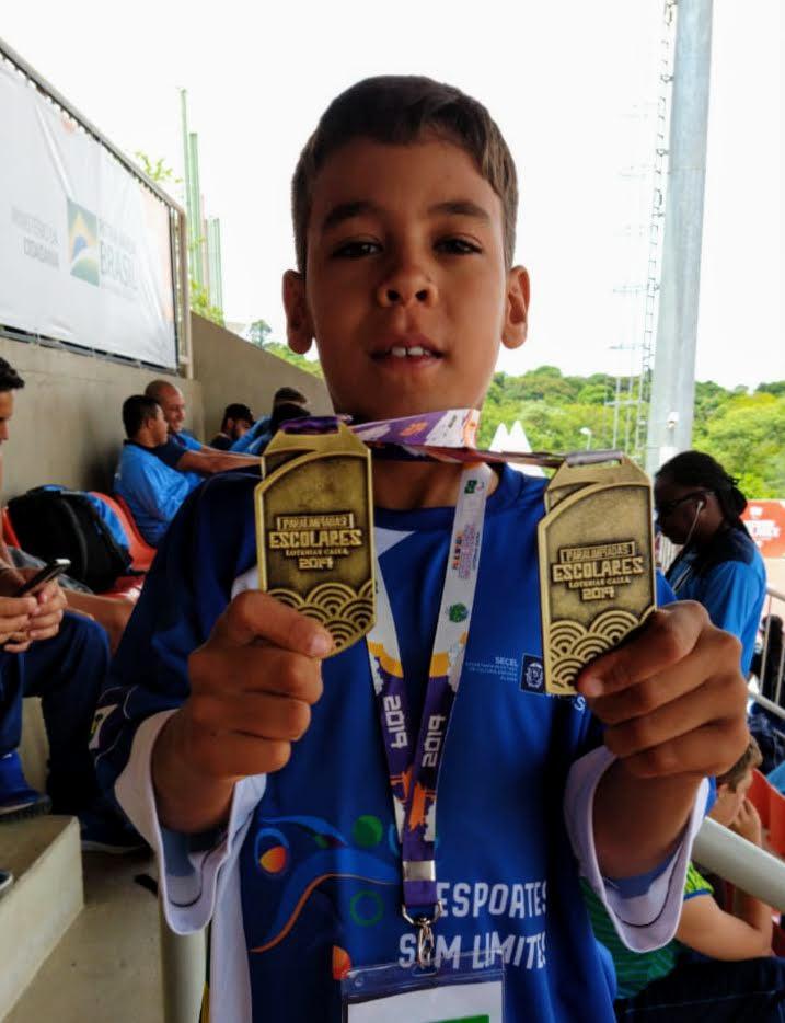Alunos de Escola de Paranatinga ganham 9 medalhas sendo 7 de ouro