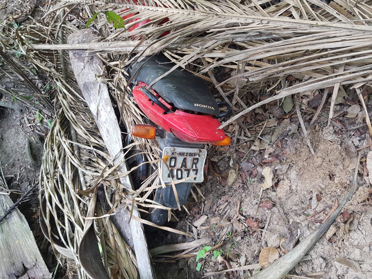 Motocicleta da v&iacute;tima foi encontrada em buscas no dia 15.10.