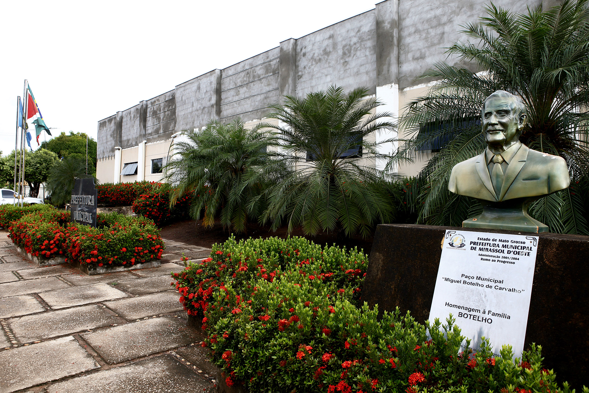 Prefeitura municipal de Mirassol Do Oeste - 01.jpg